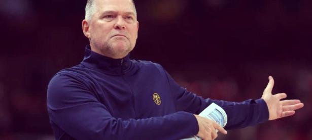 包含NBA常规赛清晨走向成谜，萨克拉门托国王扳平良机，目标明确，更衣室氛围转暖的词条