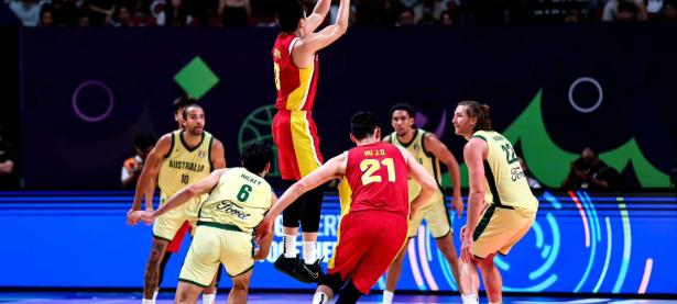 包含集结日CBA季后赛焦点战；亚特兰大战术微调；态度坚定；资深球员宣示担当的词条