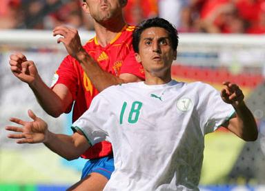 关于蒂姆连续十场比赛得分超过大胜，西班牙队挑战极限！的信息